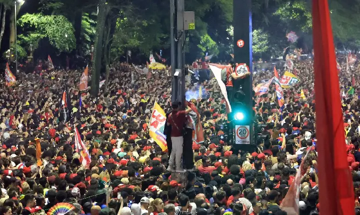 Votação de Lula é a maior já recebida por um presidenciável no país