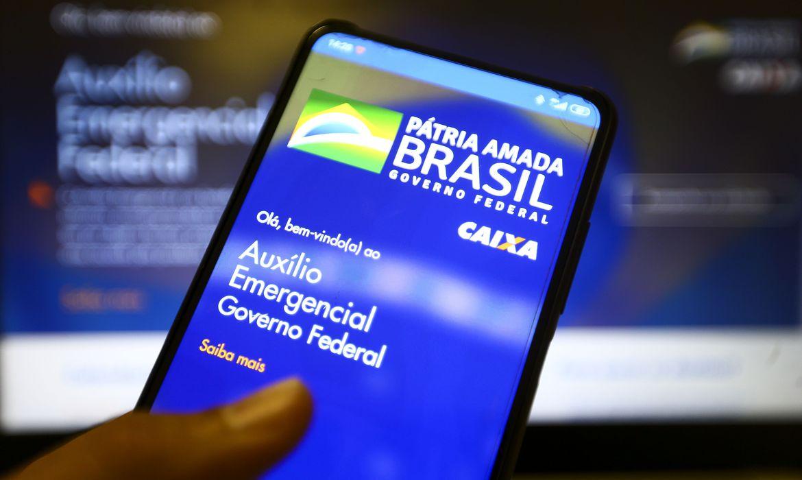 1,4 milhão de pessoas ainda não sacaram o auxílio emergencial