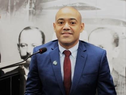 𝐂𝐎𝐕𝐈𝐃𝟏𝟗:Vereador 𝐉𝐮𝐧𝐢𝐧𝐡𝐨 𝐬𝐨𝐥𝐢𝐜𝐢𝐭𝐚...