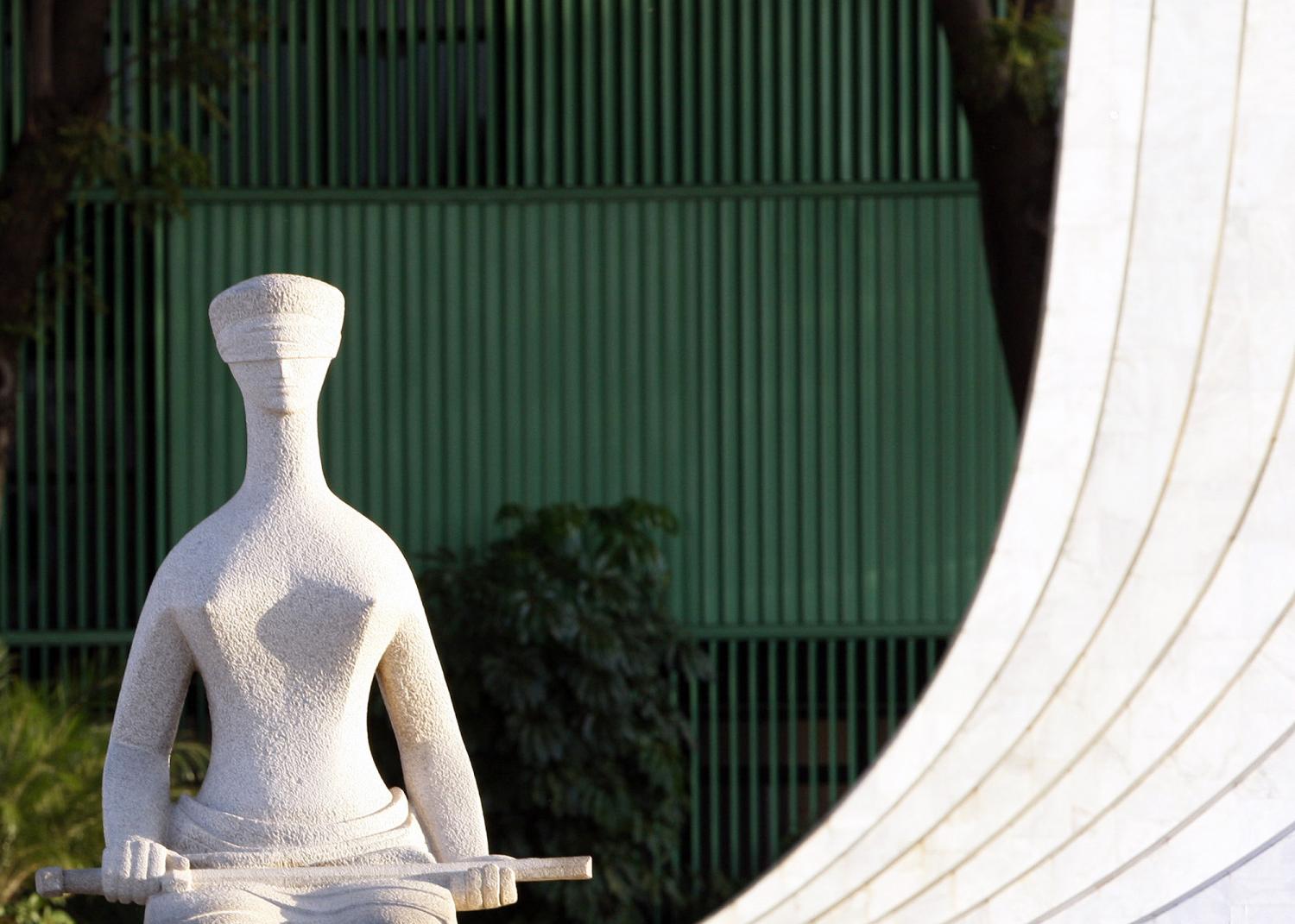 Juristas avaliam decisão do STF de negar ação de Bolsonaro contra toques de recolher