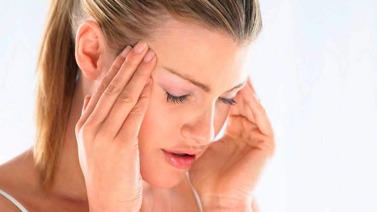 DORES DE CABEÇA PIORAM DEPOIS DE INFECÇÃO POR COVID