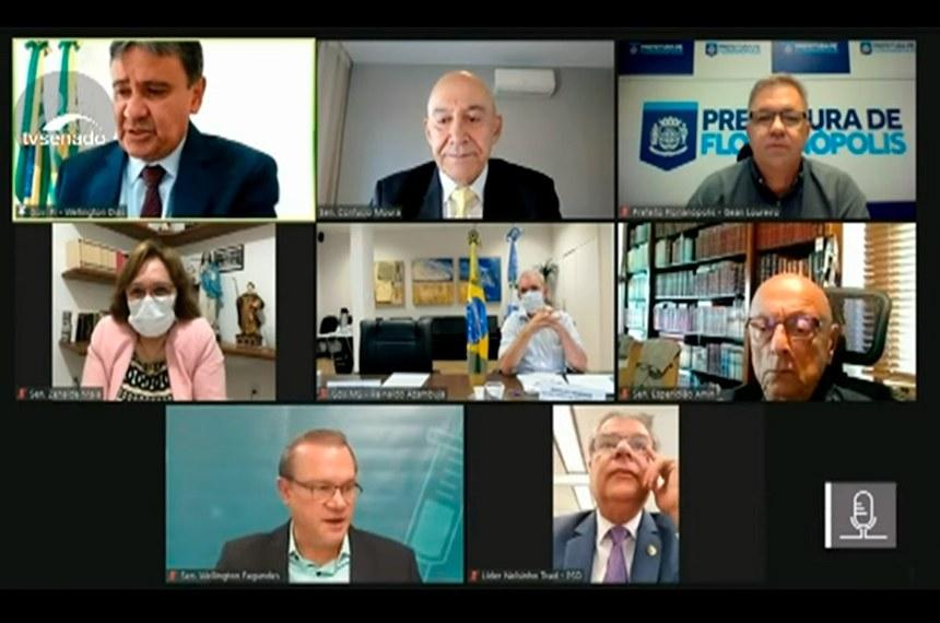 Gestores pedem apoio para compra de vacinas por estados e municípios