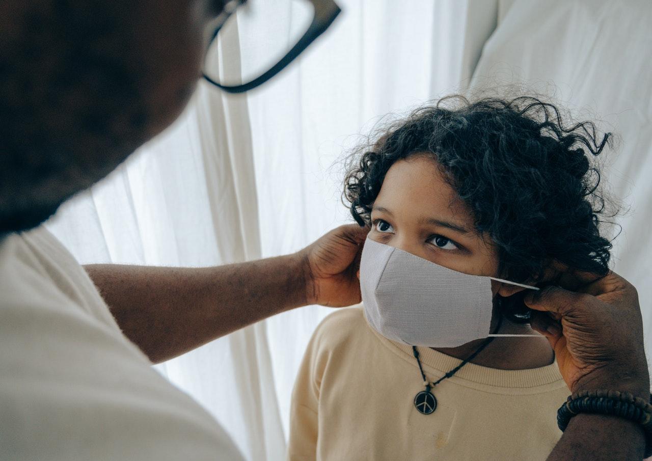 Gripe ou Covid-19? Saiba o que fazer se seu filho apresentar sintomas