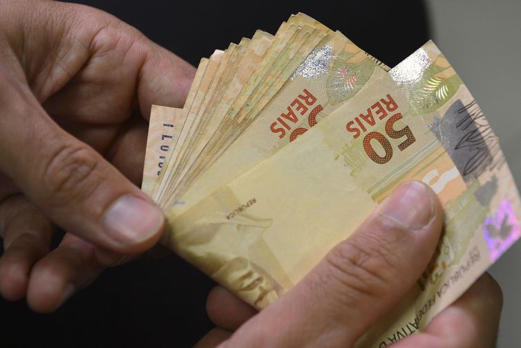 Empresários paulistas contam com crédito sem juros para quitar dívidas
