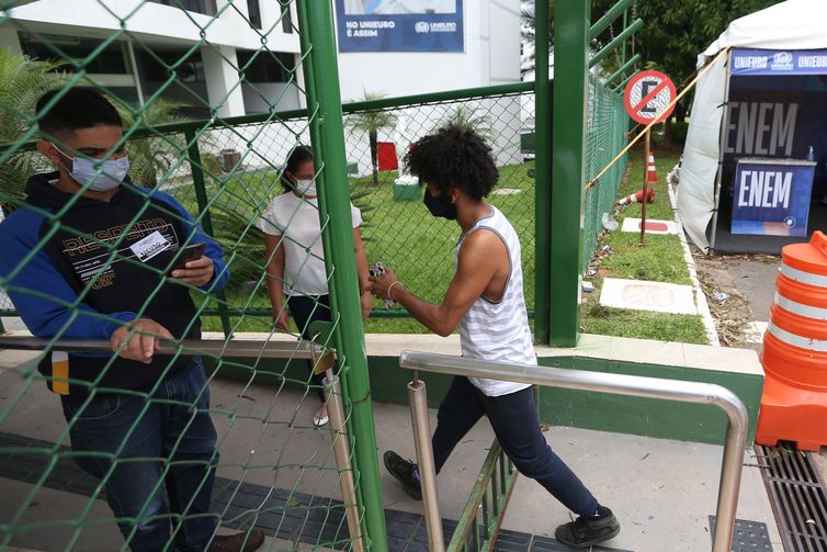 Enem 2022 tem 1 milhão de inscritos no primeiro dia