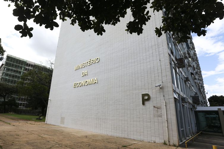 Governo digitaliza gestão e controle de cessão de imóveis da União