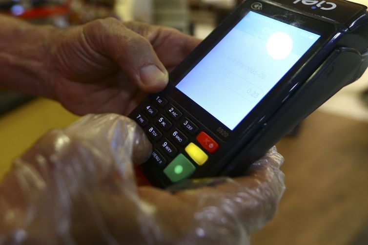 MJ diz que Mastercard será investigada por elevar taxa de intercâmbio