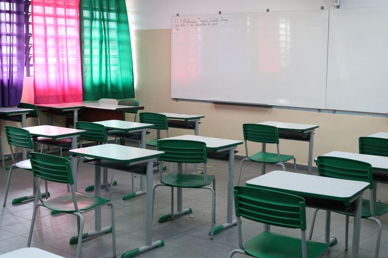 Pandemia: alunos com deficiência têm mais risco de abandono escolar