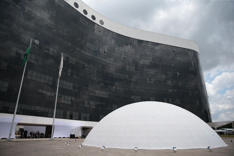 TSE anula decisão que cassou vereadores por descumprimento de cota