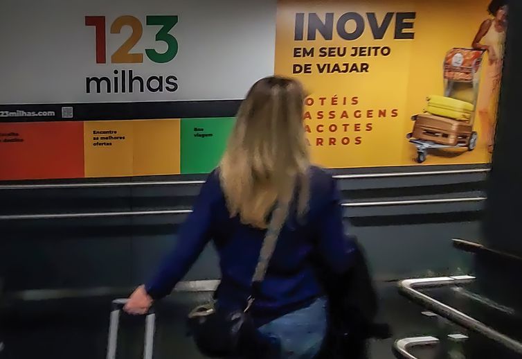 Juiz de MG determina bloqueio de R$ 50 milhões de sócios da 123Milhas 