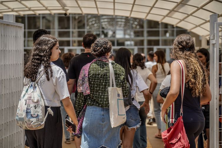Inscrições para vagas remanescentes do Fies terminam nesta quinta