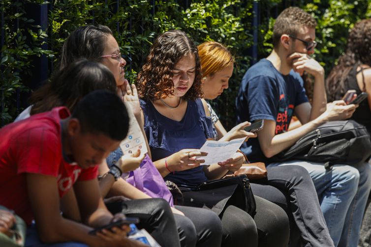 Câmara aprova urgência para votar projeto do Novo Ensino Médio  
