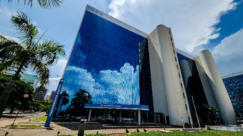 Benefícios do INSS acima do mínimo terão reajuste de 3,71%