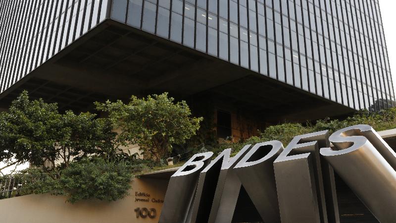 BNDES financia com R$ 6 bilhões exportação de 39 aeronaves da Embraer