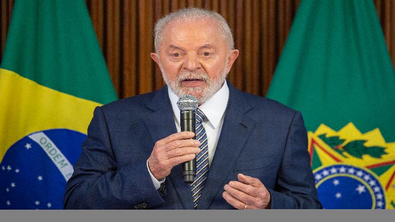 Lula lança primeiro pedra fundamental do campus do ITA em Fortaleza