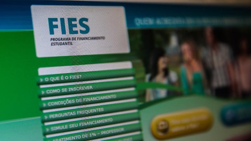 Ministério da Educação adia publicação de edital do Fies