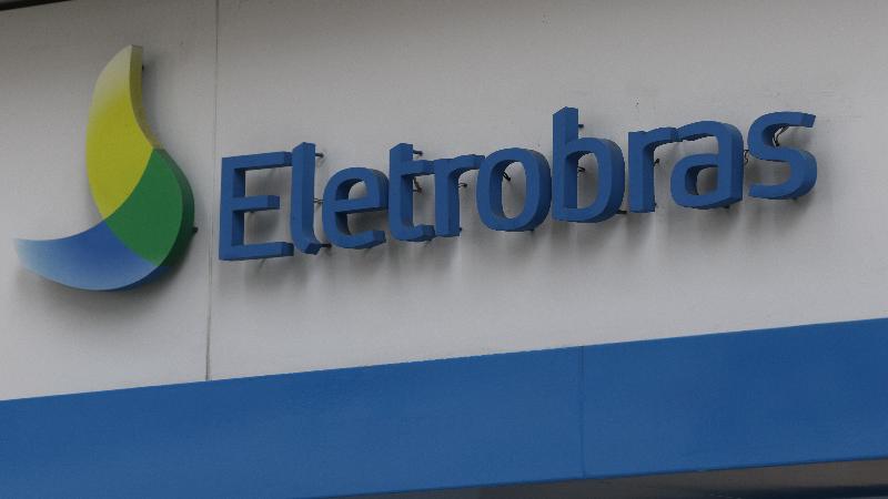 Moraes libera assembleia, e Eletrobras aprova incorporação de Furnas