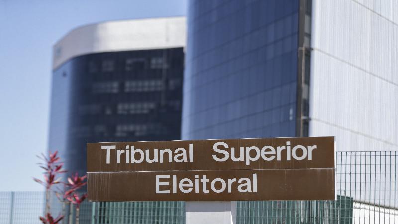 TSE: audiência aborda recursos para mulheres e negros nas eleições 