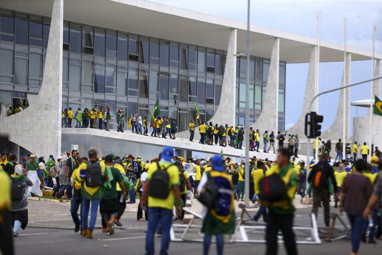 STF forma maioria para tornar réus antiga cúpula da PMDF