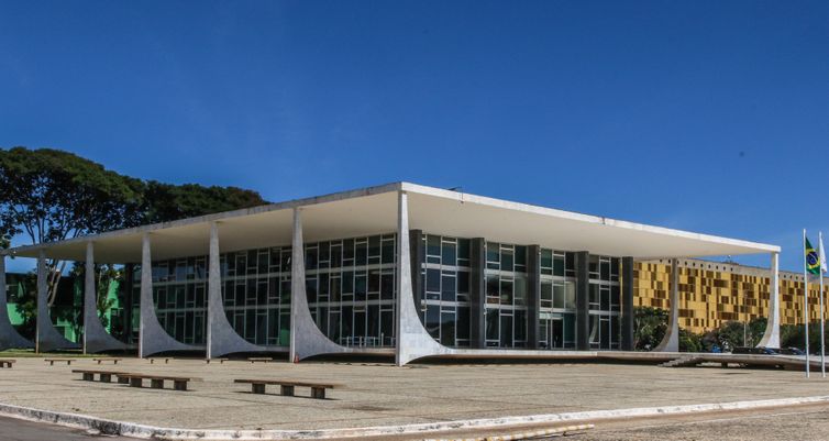 STF marca audiências de custódia de presos por tentativa de golpe
