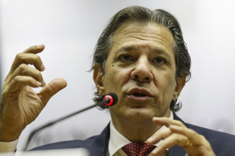 Haddad afirma que “PIB veio acima do que esperávamos”