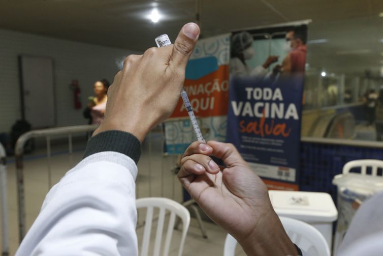 Vírus sincicial respiratório e influenza têm aumento de casos no país