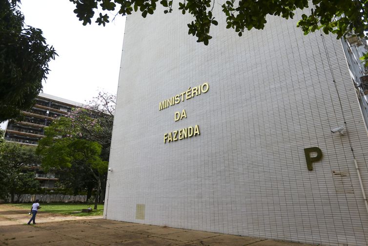 Governo quer regulamentar mercado de carbono até fim de 2026