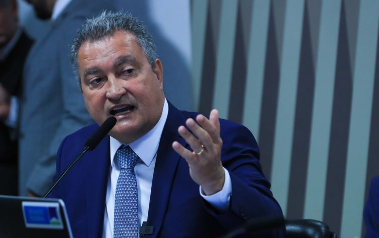 Agenda econômica e social do governo priorizou maioria, diz Rui Costa